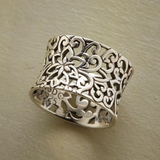 Elegant Vintage Silver Hollow Ring